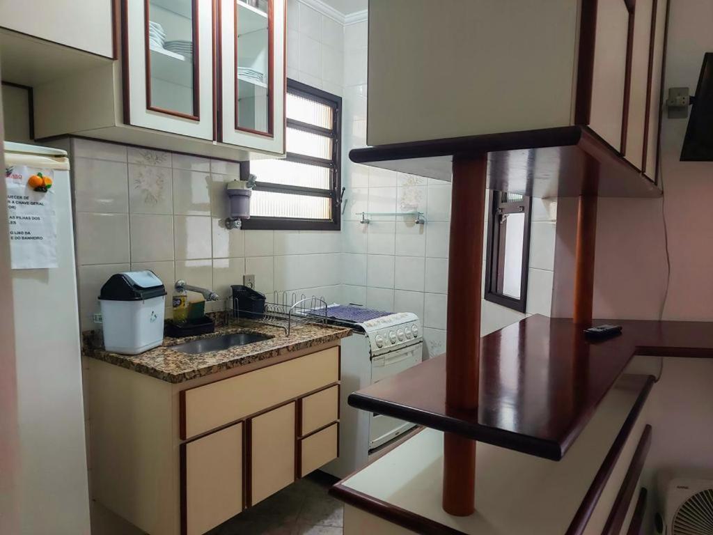 Apartamento Wembley Tenis - Toninhas - Ubatuba Ngoại thất bức ảnh